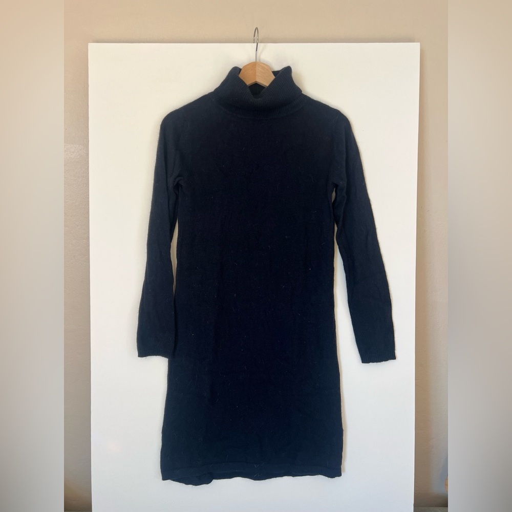 MaxMara Navy Cashmere Turtleneck Sweater Dress
